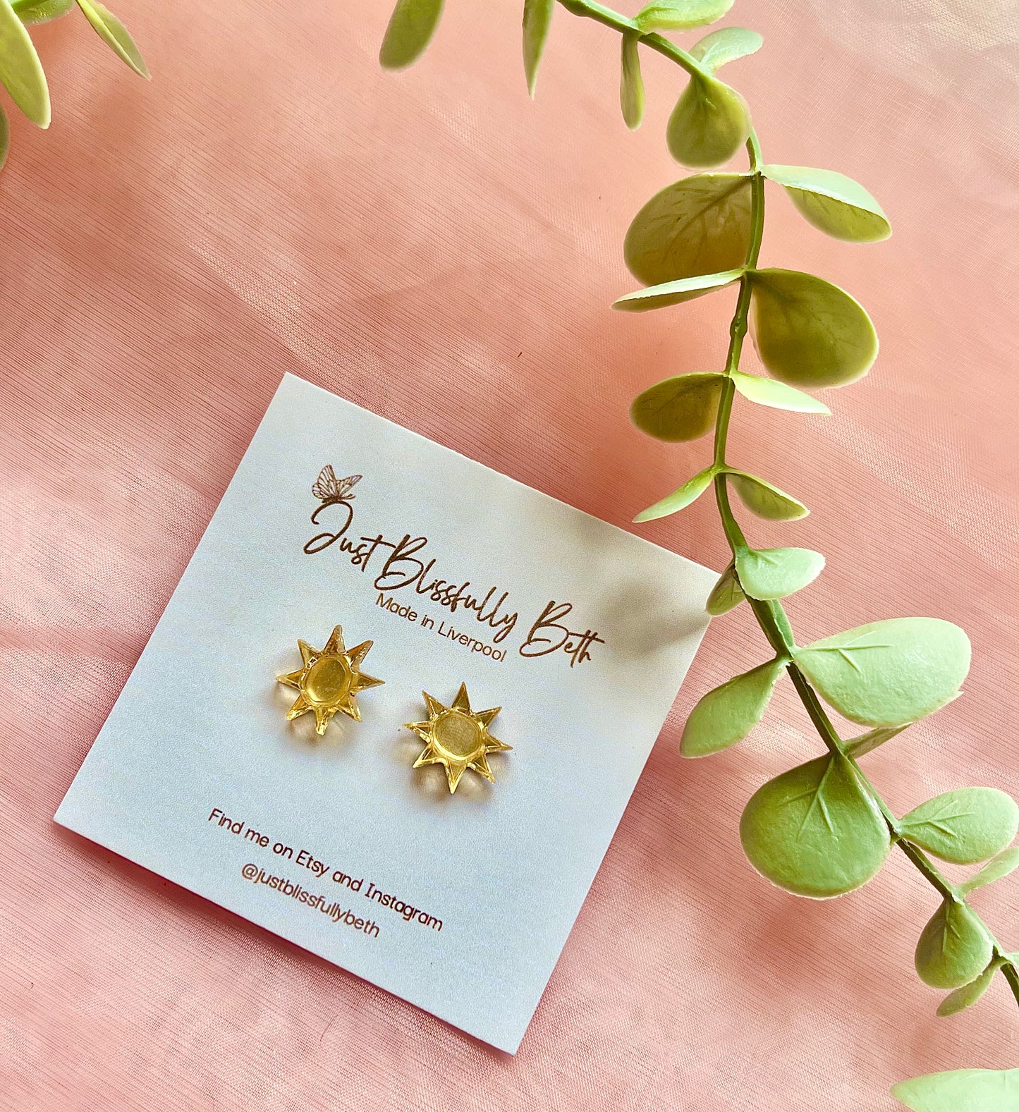 Sun studs